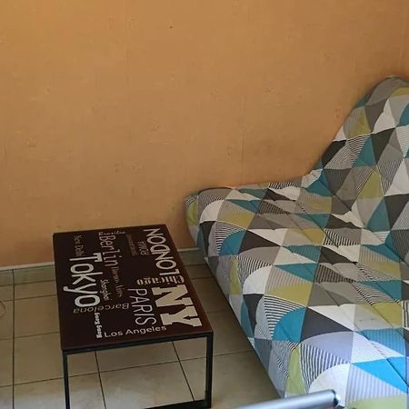 Fonctionnel En Campagne Eyliac Daire Dış mekan fotoğraf